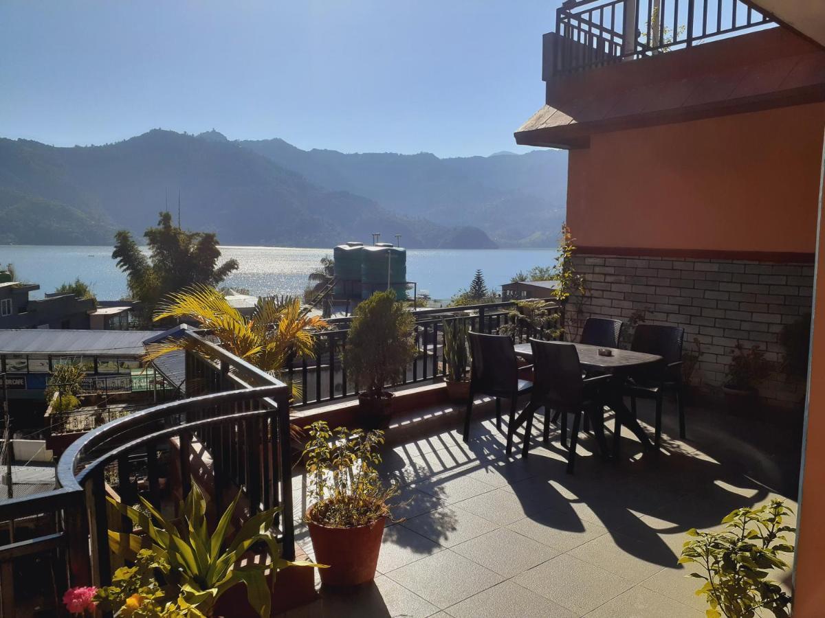 Golden Lake Pokhara Exterior foto